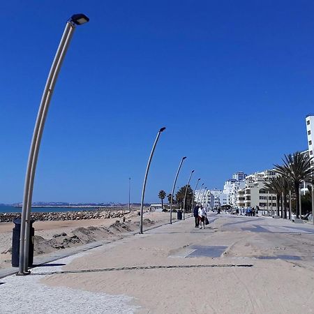 קווארטיירה Avenida Mar- Vista Mar, Wifi, 150Mt Praia מראה חיצוני תמונה